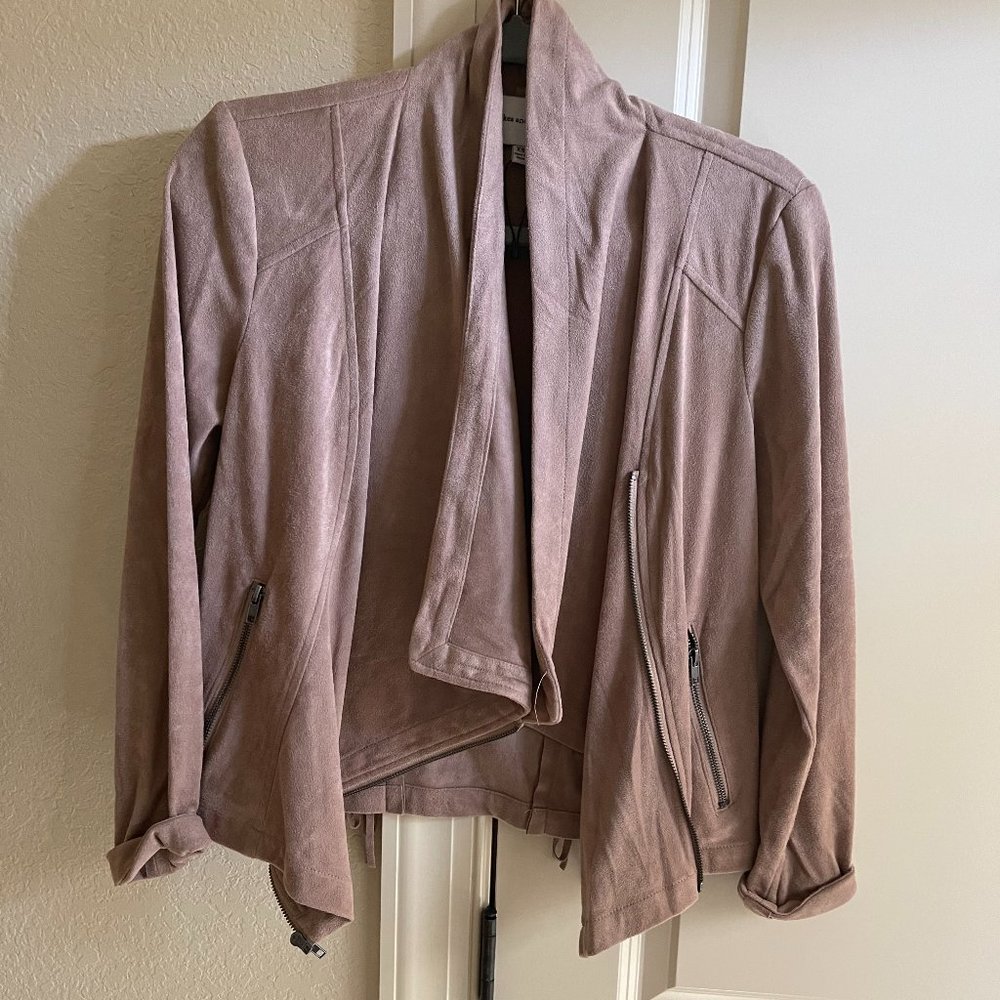 Cupcakes & Cashmere blush velvet jacket, size XS, worn once